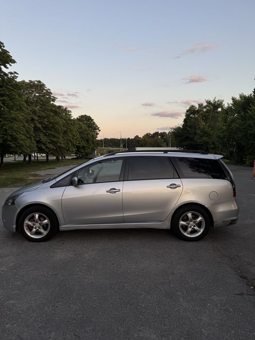Mitsubishi Grandis 2.4 АКПП Газ/Бензин