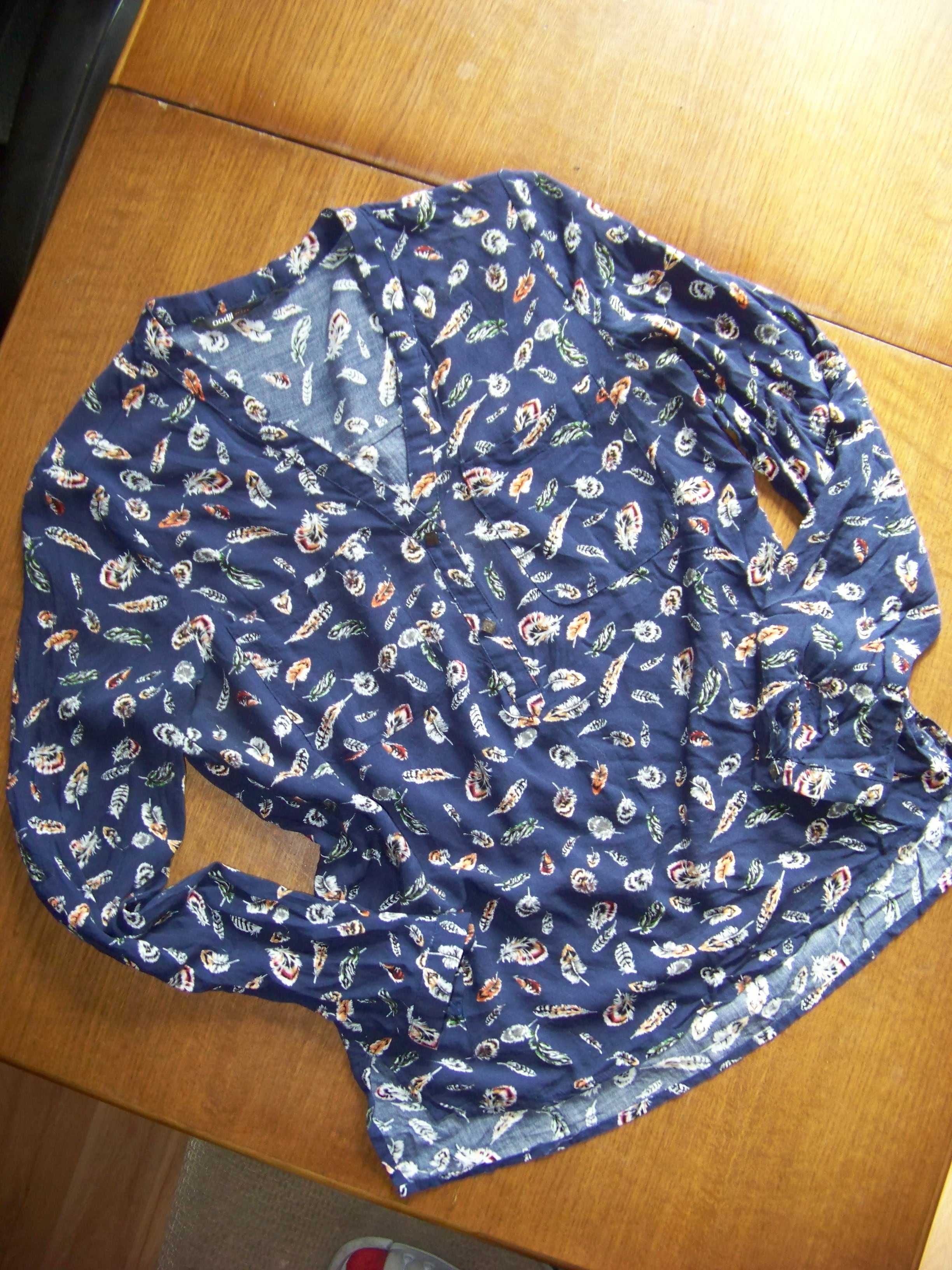 Блузка синяя вискозная с принтом в перья 36р oodji