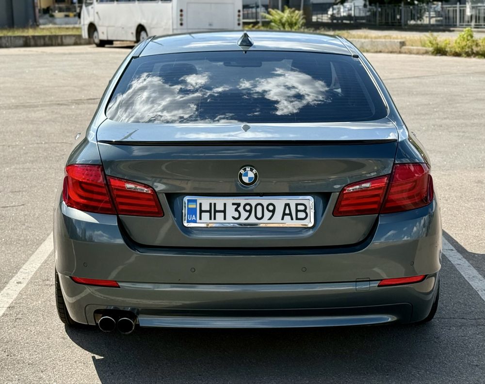 Продам BMW 528 ф10 автомат ZF 2.0 turbo