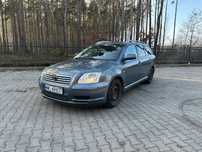 Toyota Avensis Toyota Avensis II 1.6 benzyna salon polska klimatyzacja