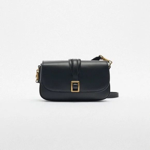Mala Zara Crossbody Preta com Fivela – NOVA (sem etiqueta)