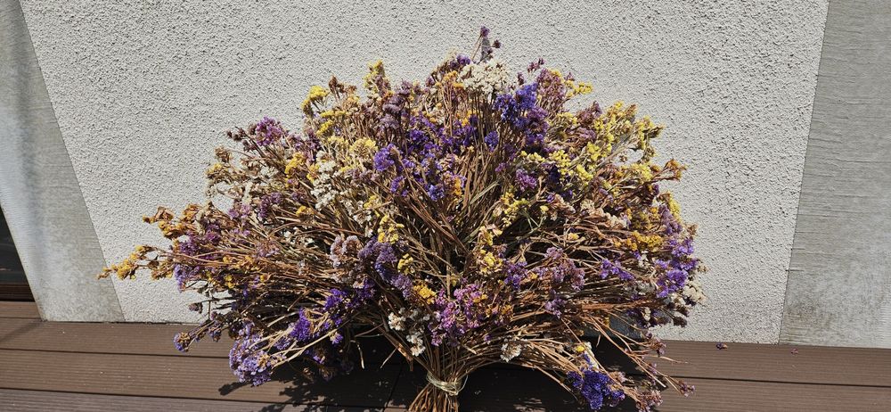 Duży bukiet suszonych kwiatów