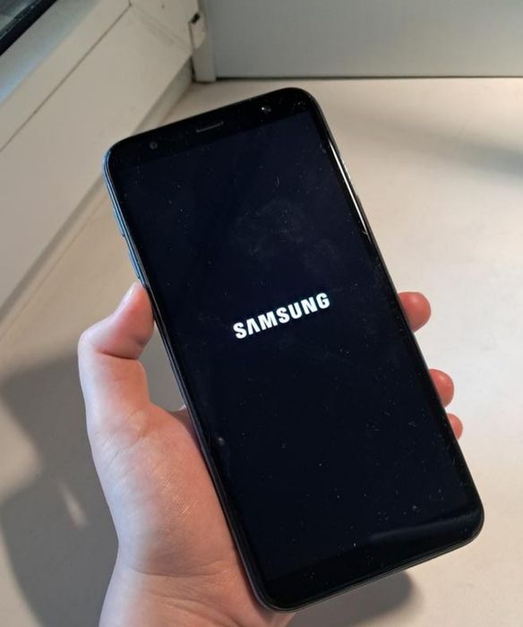 Телефон/смартфон Samsung galaxy j6+ плюс