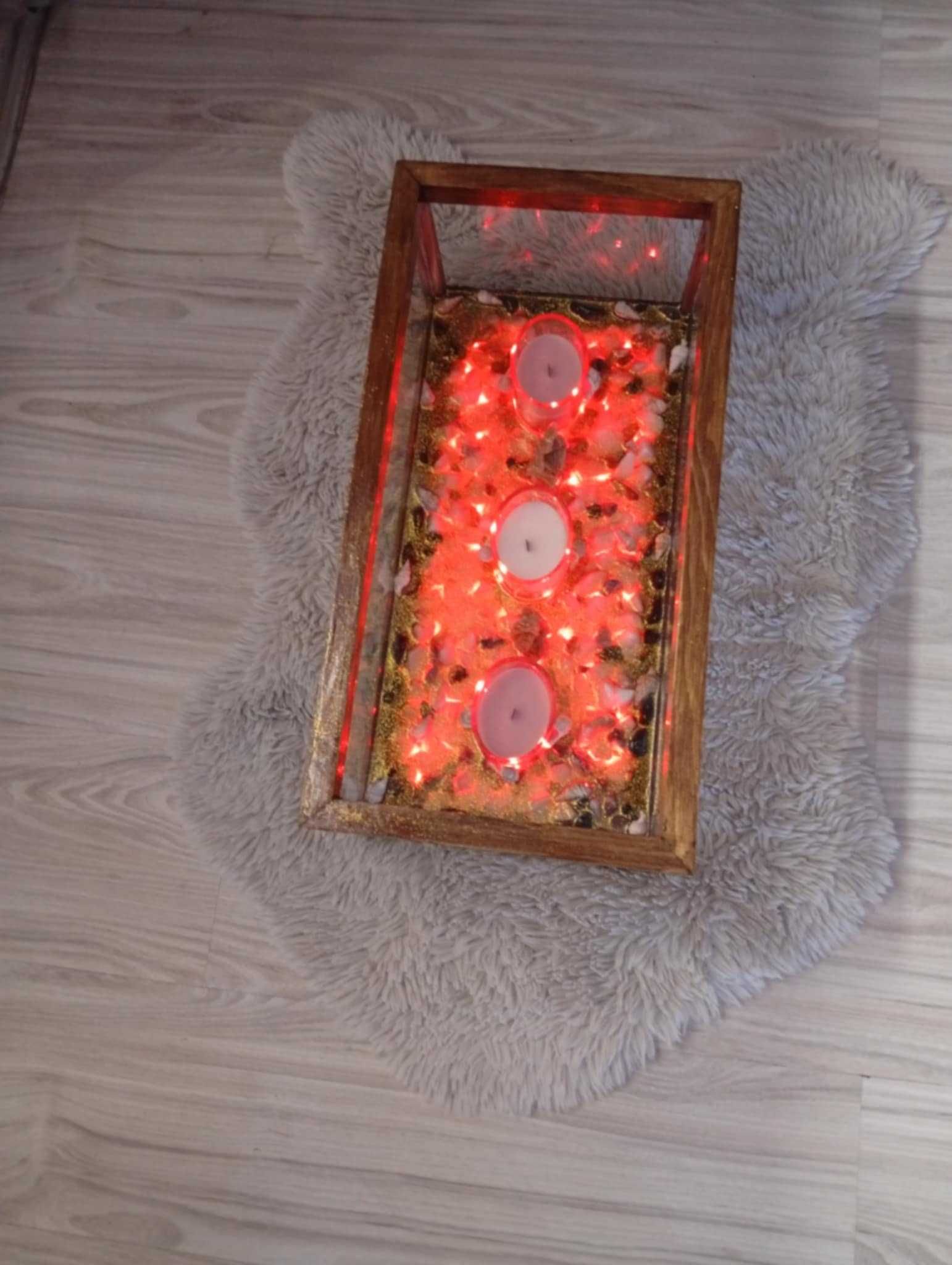 Piękny Świecznik, Świece z wosku oraz Oświetlenie led. Hand Made