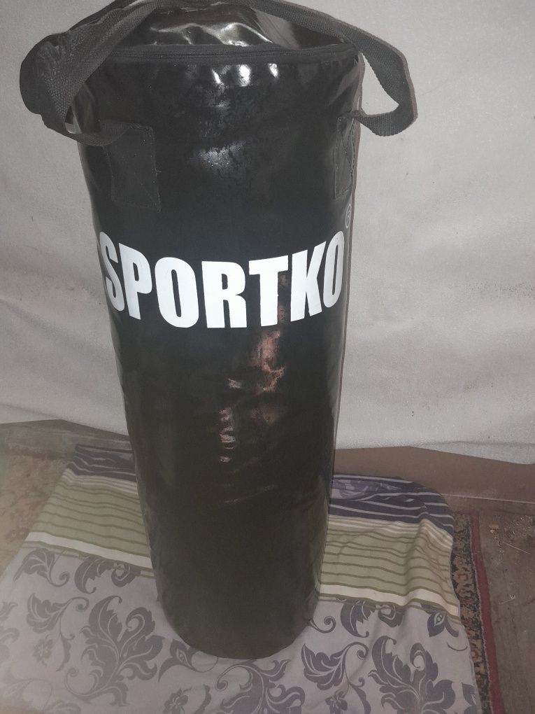 Продам боксерську грушу!