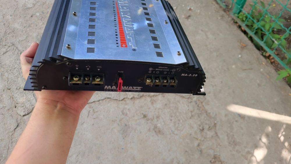 Продам усилитель Maxwatt ma-2.5