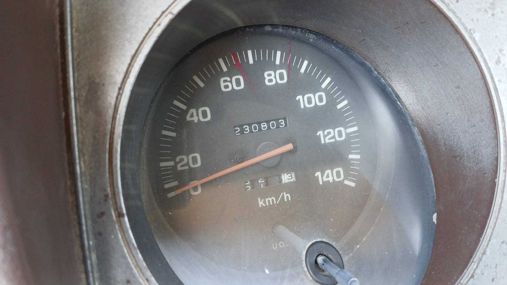 Toyta Dyna BU 80 3.5