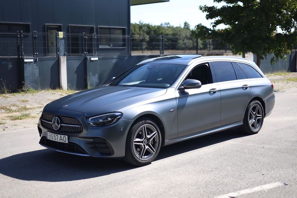 Mercedes-Benz E 300 de 4Matic T 9G-TRONIC AMG Line