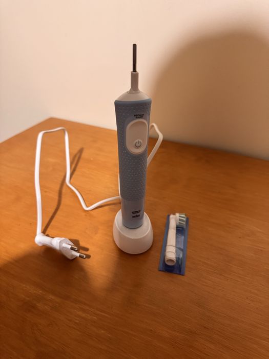 Vendo escova oral B