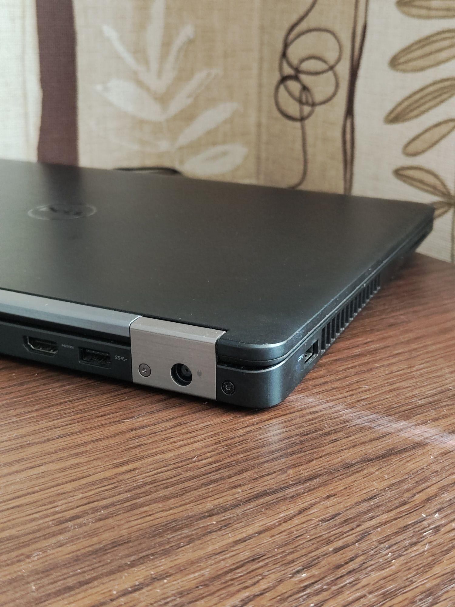 Ноутбук Dell latitude e5470