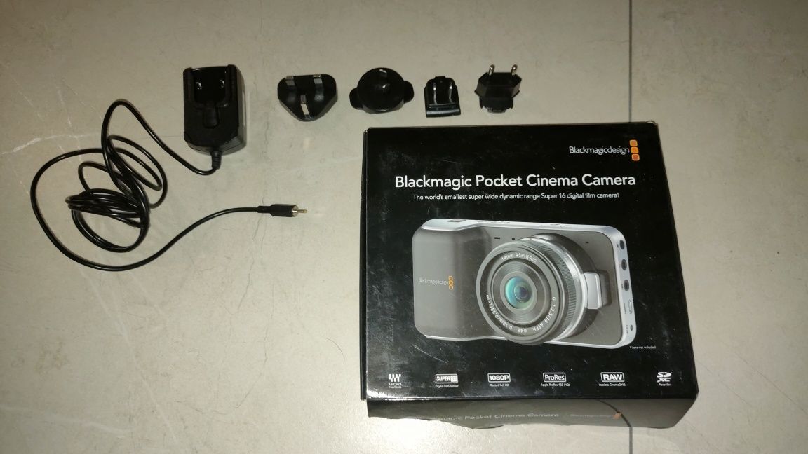 Блок живлення від камери Blackmagic Pocket Cinema