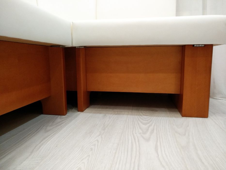 Мягкий уголок на кухню