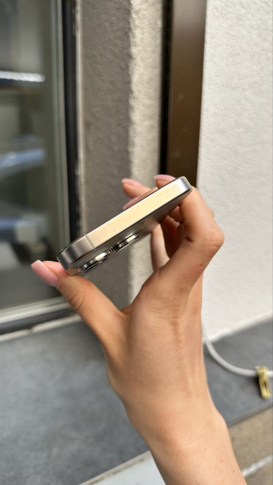 Used Apple iPhone 16 Pro 256Gb Natural Titanium 100% Neverlock