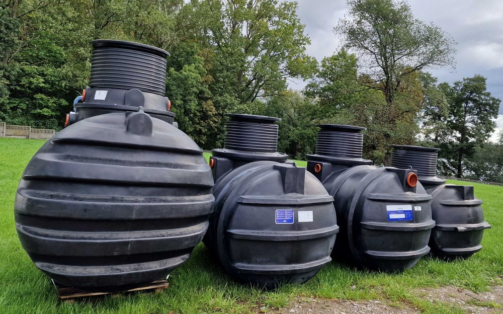 Przydomowe oczyszczalnie ścieków, zbiorniki na deszczówkę z montażem