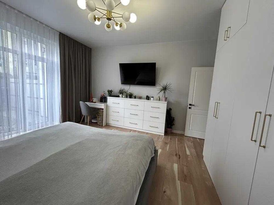 Продається 2-к. квартира в новобудові з ремонтом, ЖК Флоренція