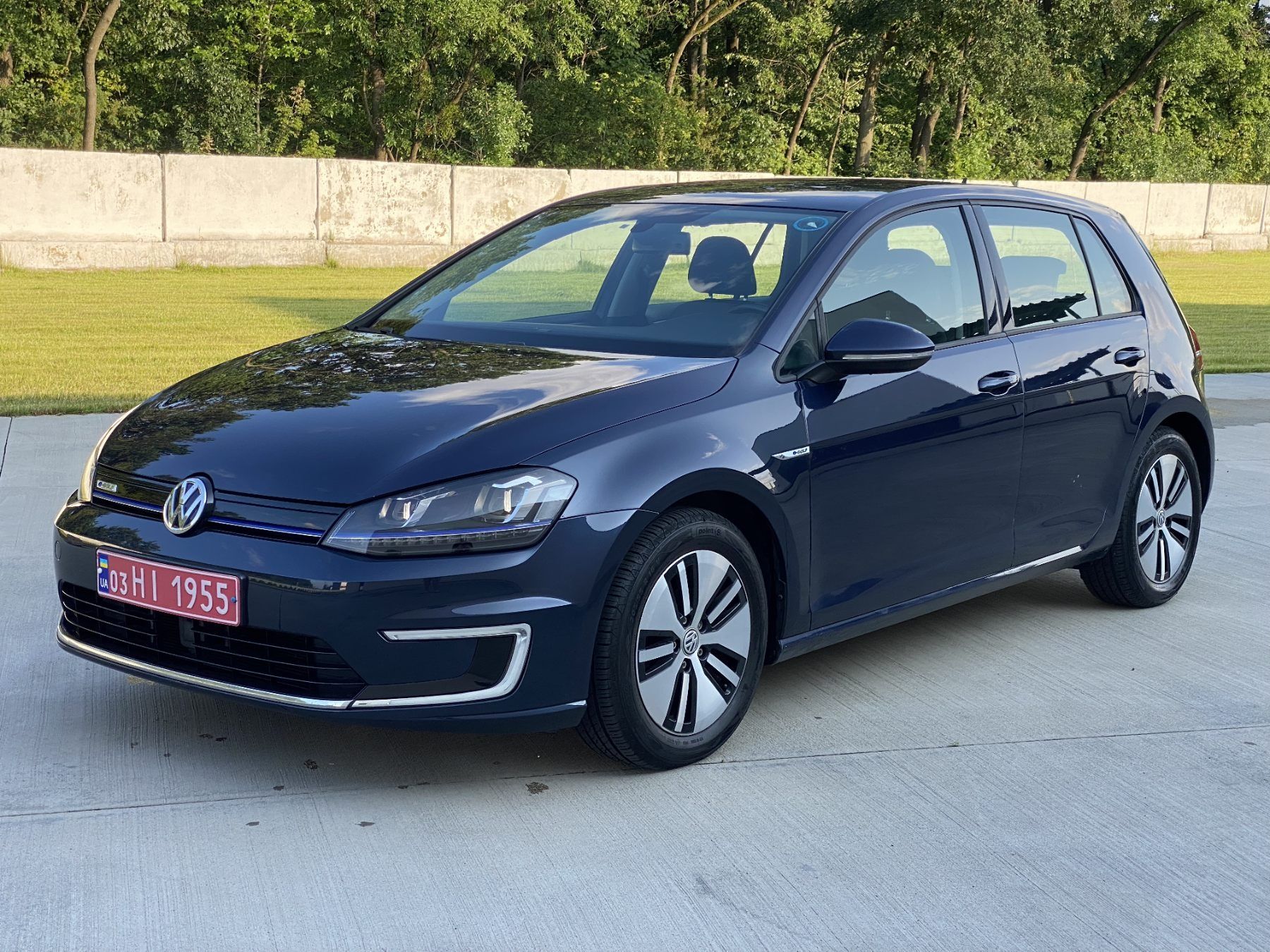 E-Golf 2015 8200$