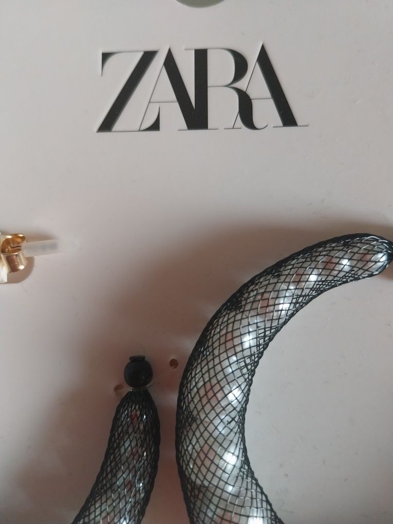 Brincos Zara | argolas com pérolas. Novos com etiqueta.