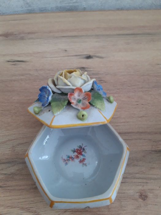 Шкатулка sitzendorf