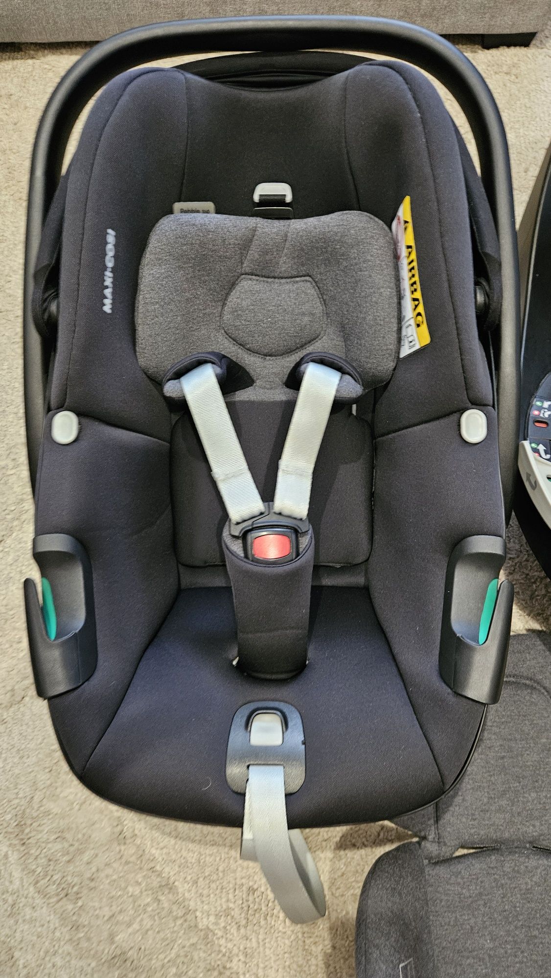 Fotelik Maxi-Cosi Pebble 360 + baza Maxi-Cosi FamilyFix 360