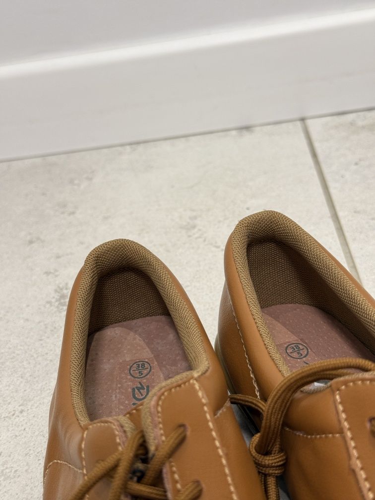 Brązowe buty damskie 38