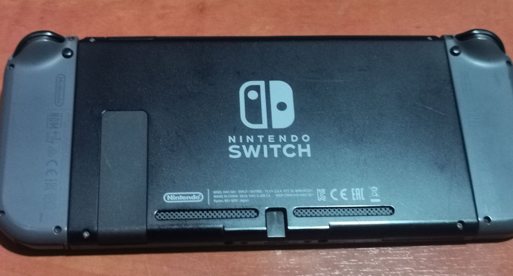 Nintendo Switch v1