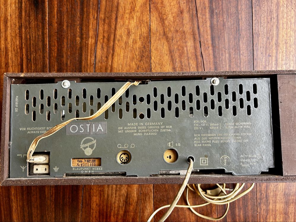 Rádio Blaupunkt, modelo OSTIA