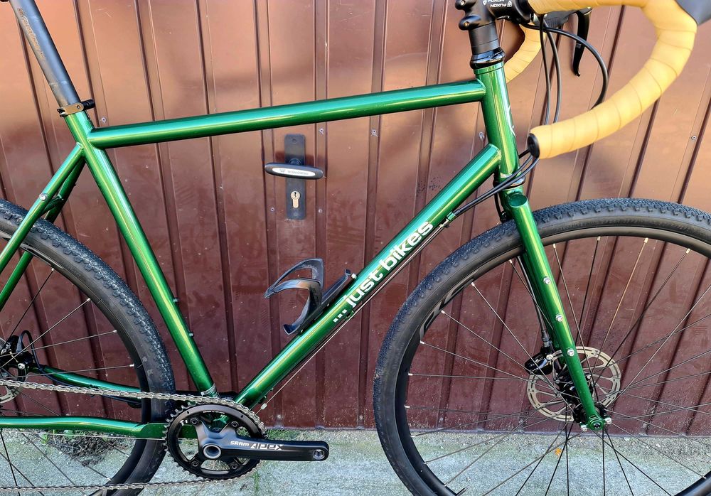 JUST BIKES JB06 / Stal CrMo 4130 / Hydraulika / Sram Apex 11s / Gravel