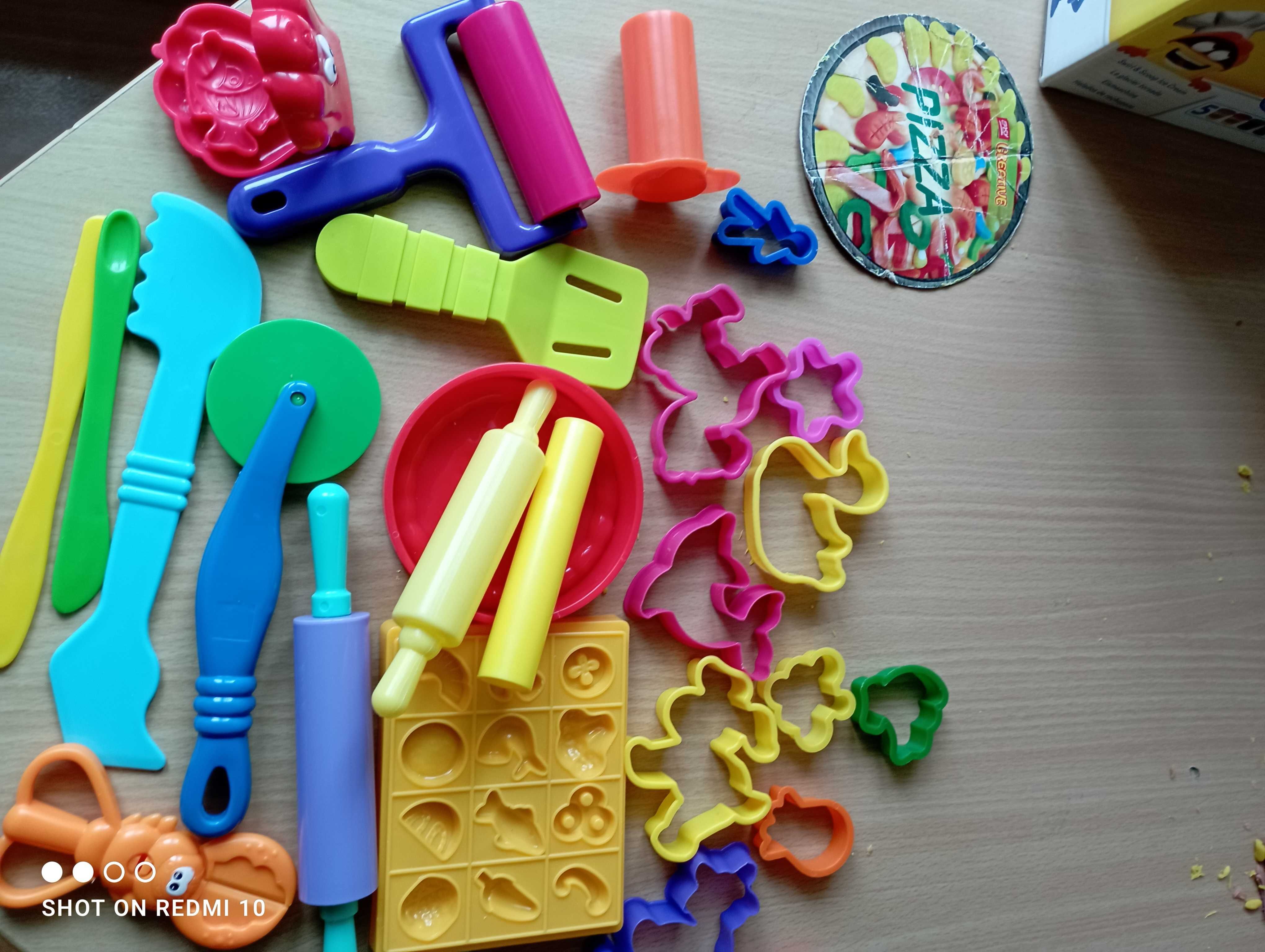 Play doh, kilka zestawów
