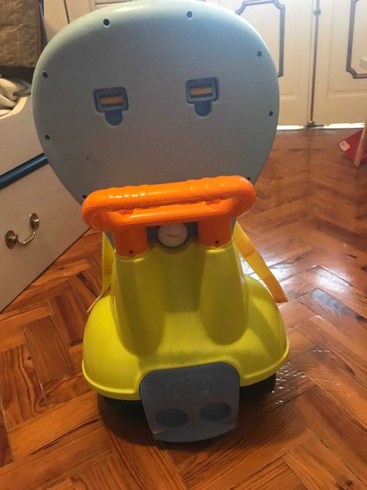 Triciclo Chicco Quattro 4 em 1