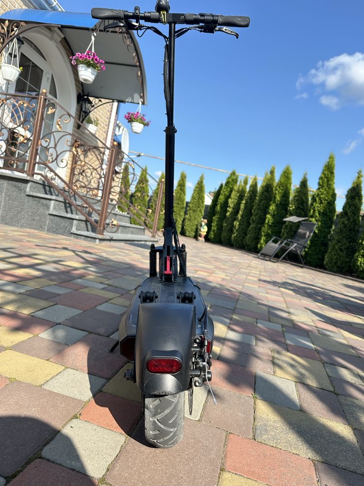 Електросамокат Kaabo Skywalker 10h ECO800
