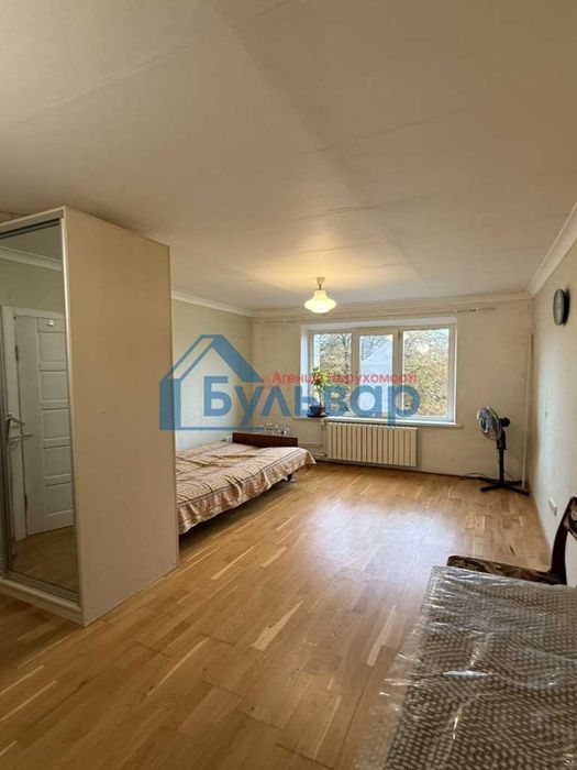 Кімната 20м2, поверх 3/9, Поділ