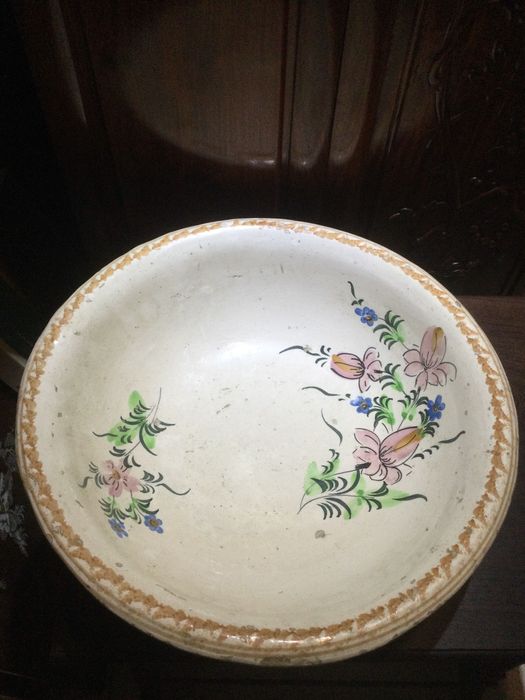 Bacia em Faiança Portuguesa séc XIX 39 cm Estremoz