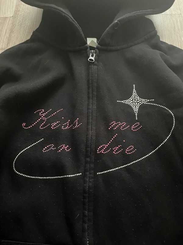 czarna bluza admor zip unisex krysztalki kiss me or die hoodie
