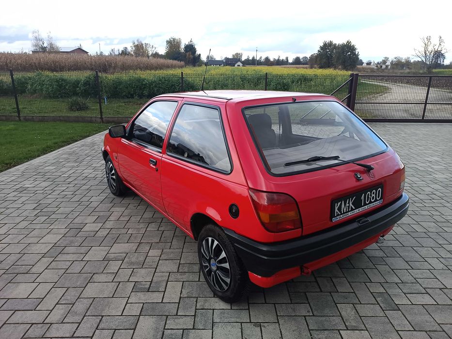 Fiesta mk3 na czarnych tablicach