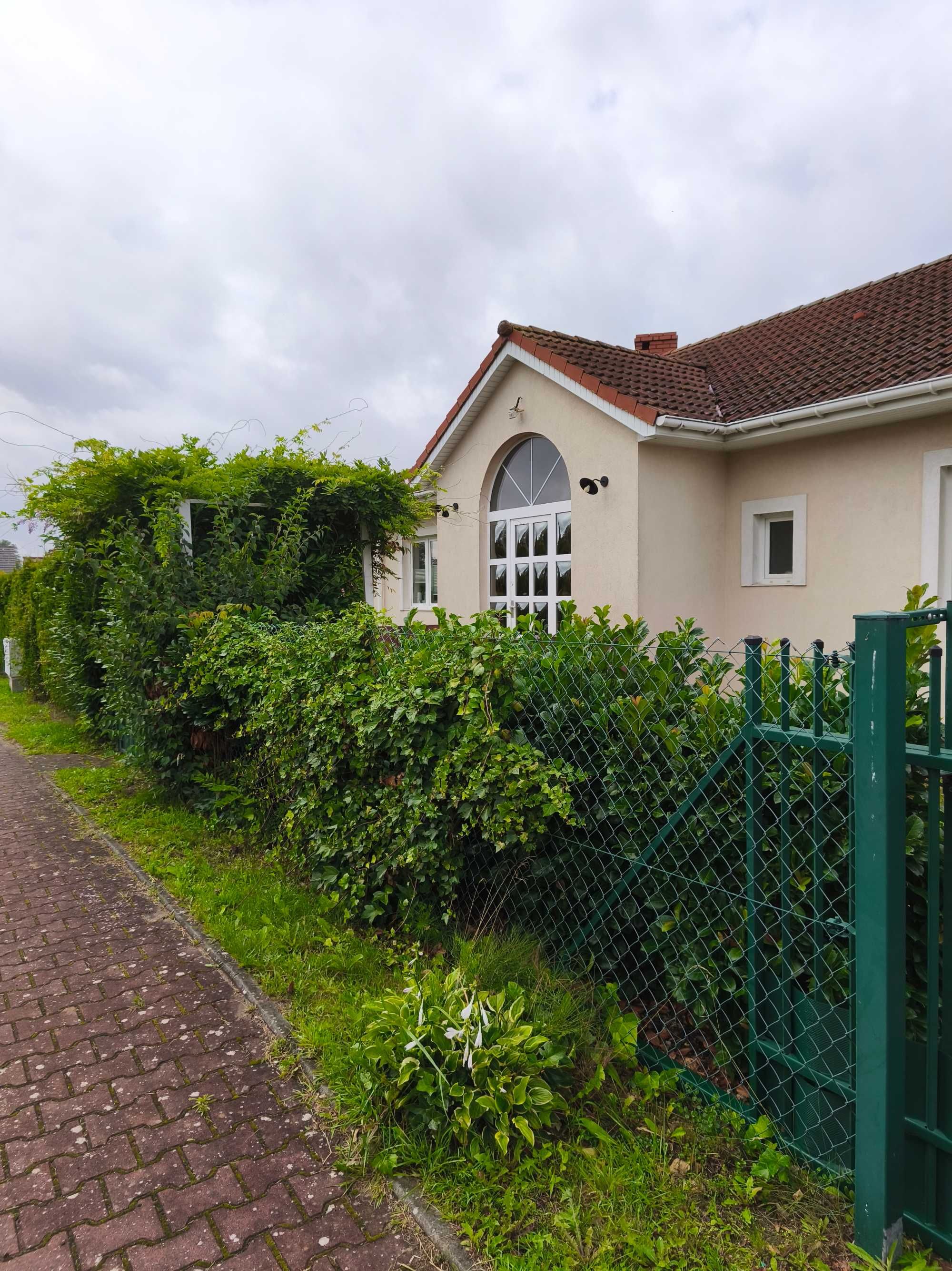 Dom parterowy ,wolnostojący
