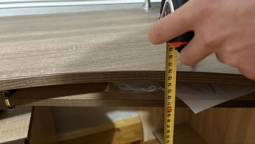 Комп’ютерний стіл письмовий стіл