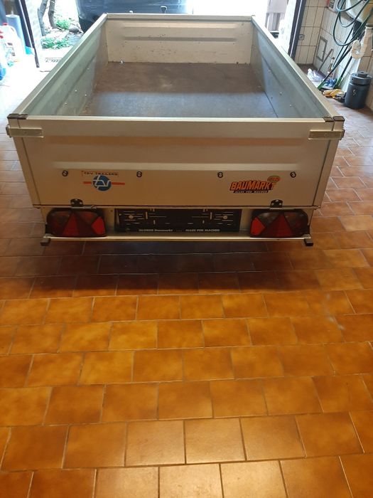 Sprzedam przyczepkę samochodowa.REZERWACJA.