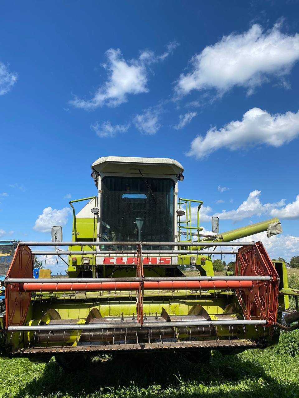 Комбайн ,claas dominator 58