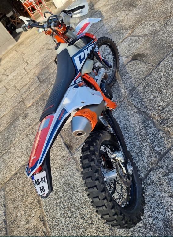 KTM EXC-F 250, Six Days