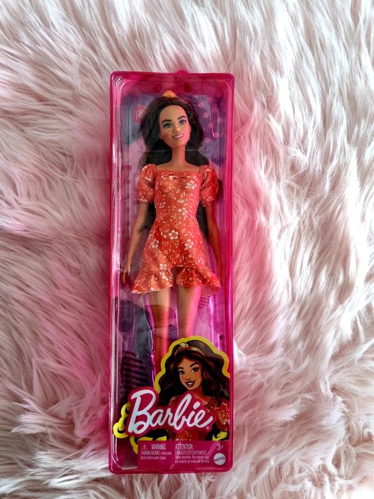 Nowa lalka Barbie Fashionistas Pomarańczowa sukienka w kwiaty/Brązowe