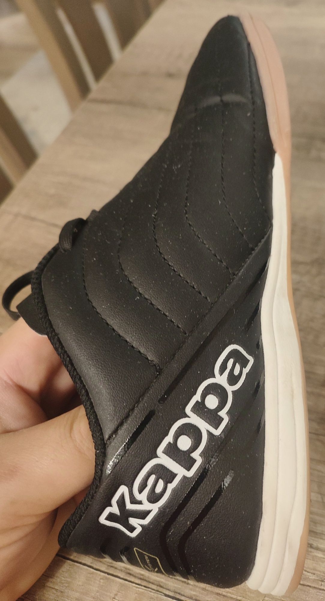 Buty sportowe halówki r. 39