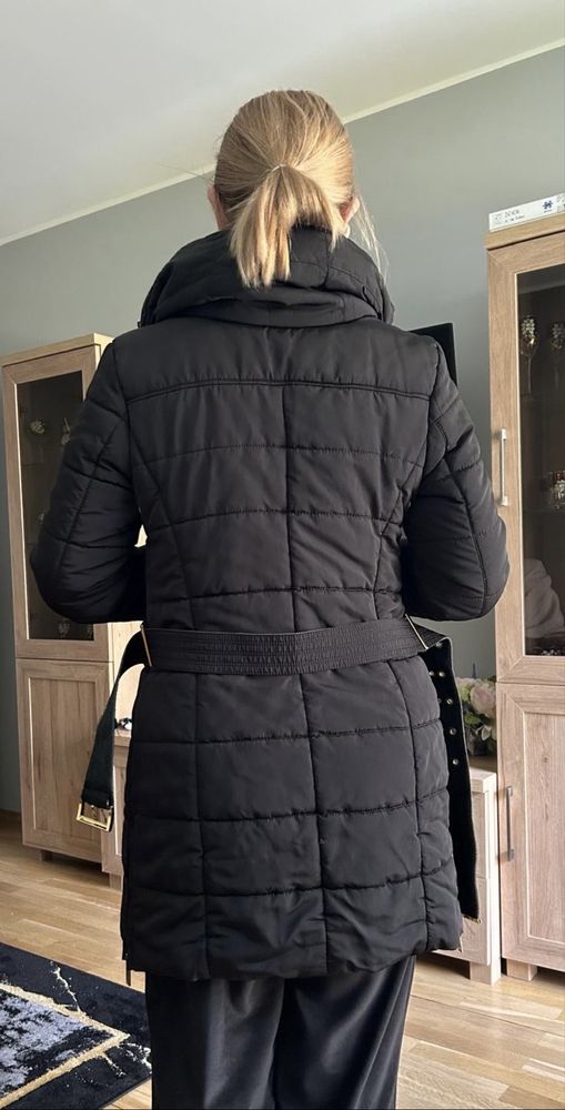 Zimowy plaszczyk 3/4 Zara