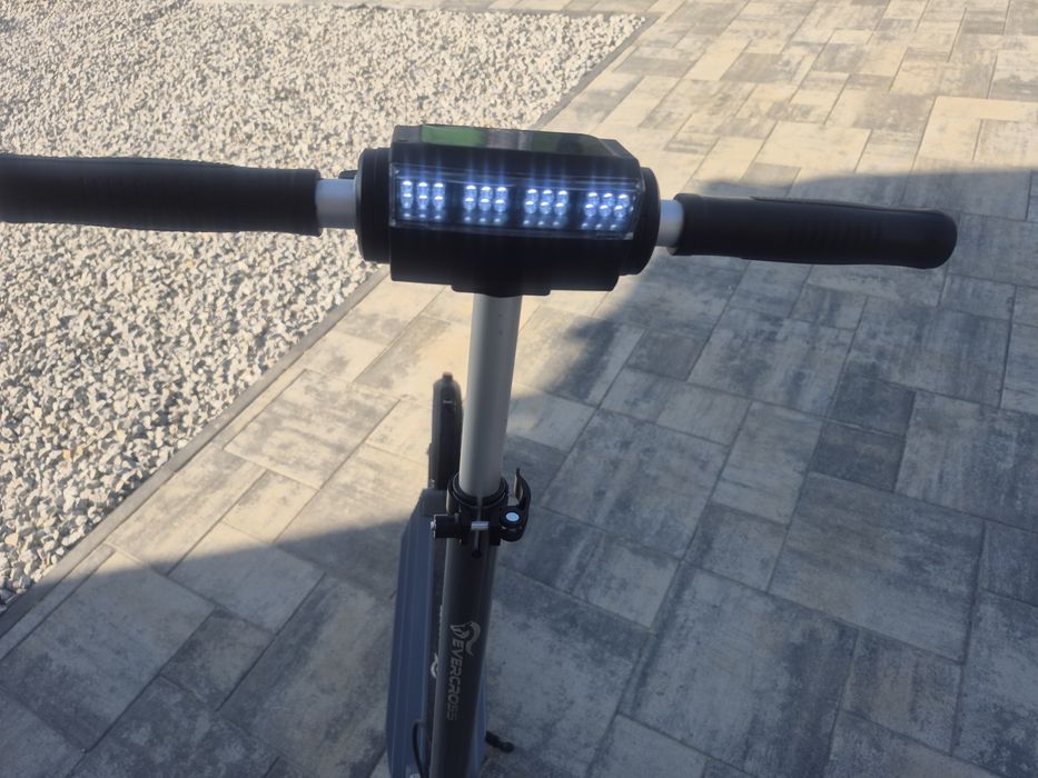 Hulajnoga Elektryczna EVERCROSS E1