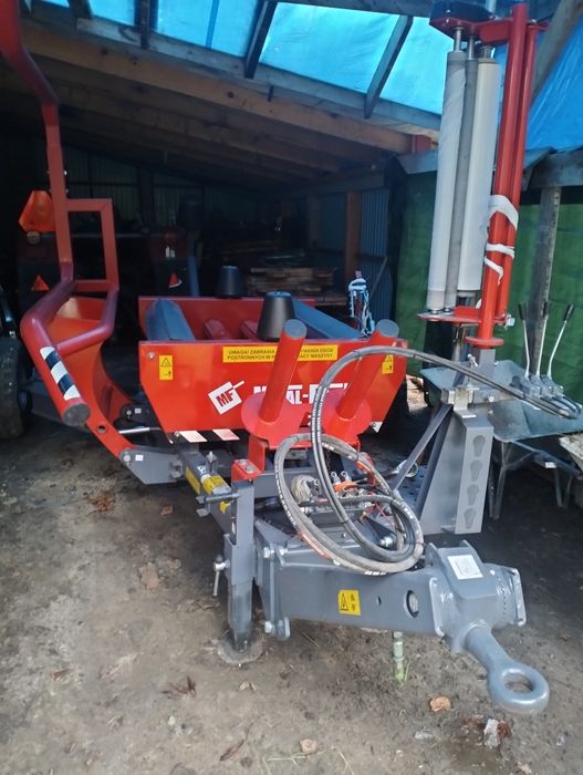 Owijarka samozaładowcza metal-.fach