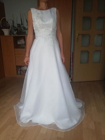 Suknia ślubna rozmiar 34 z welonem