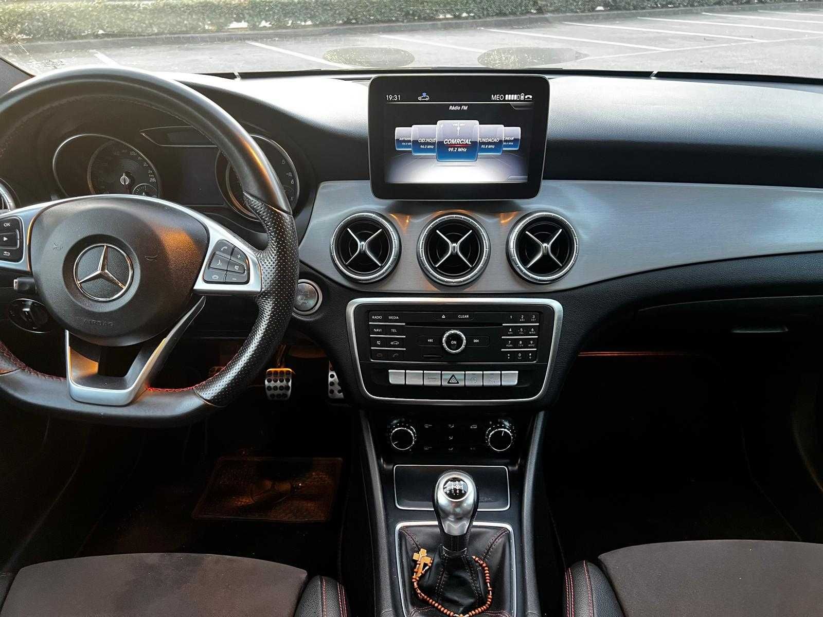 VENDO - Mercedes CLA 180 D - Coupé AMG Line (junho 2018)