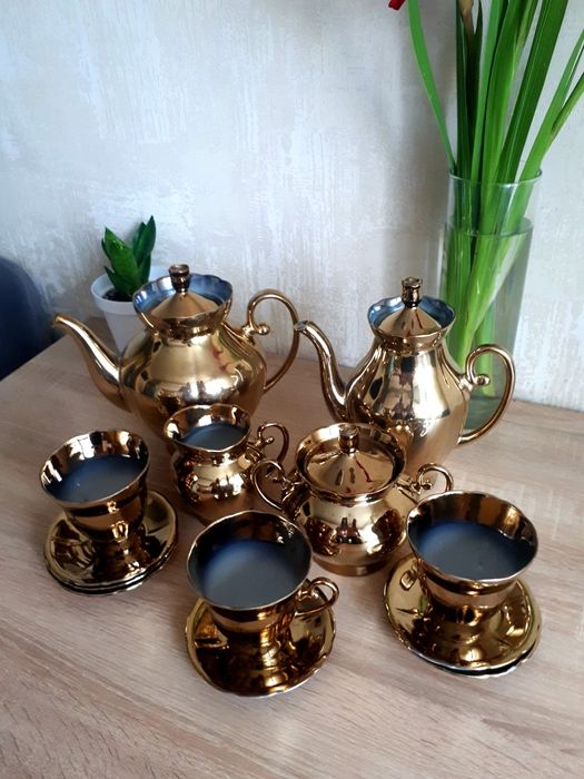 Продам Золотой Сервиз