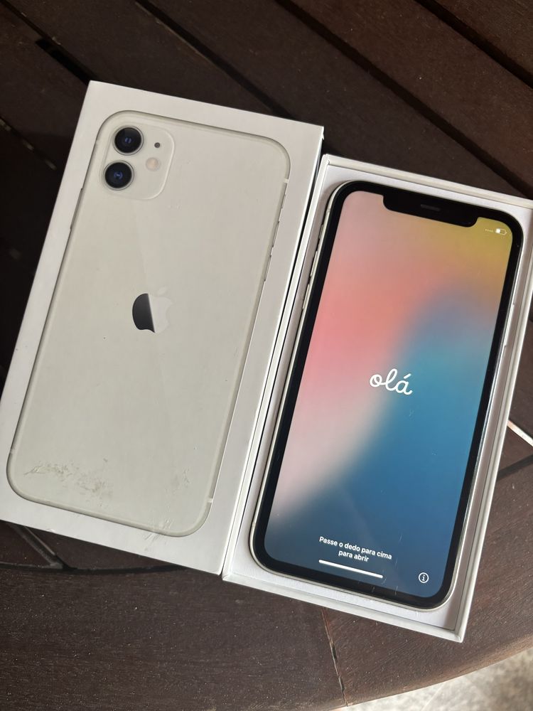 iPhone 11 128GB BRANCO