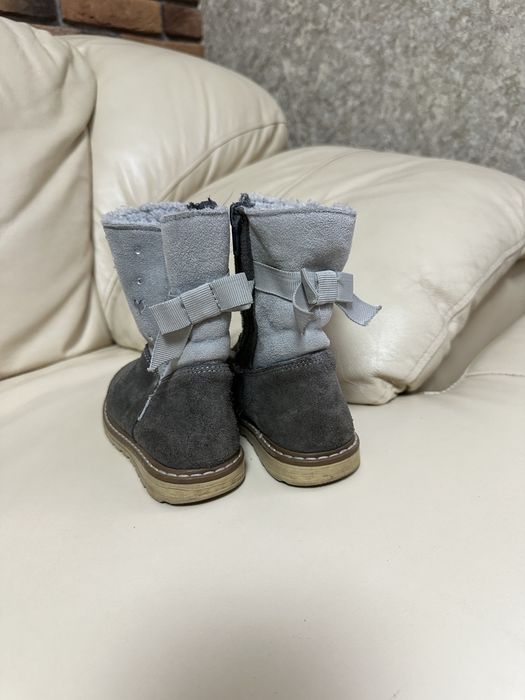 Ботінки на дівчинку