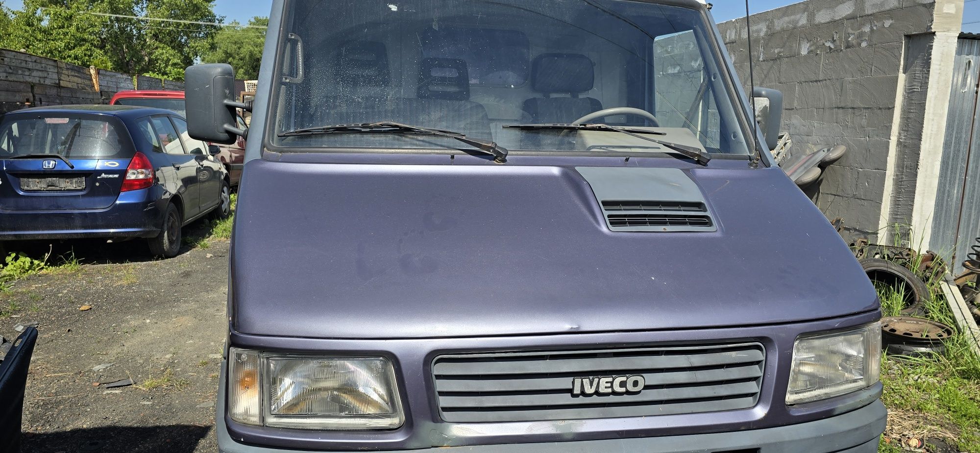 Drzwi maska zwrotnica silnik  2,5  Iveco 3510 licznik fotel części